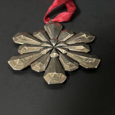 LOT 407: Gorham Snowflake Ornament