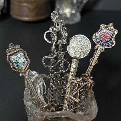 LOT 409: Collectible Souvenir Spoons, Anri Music Box, Figurines'