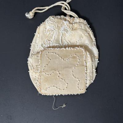 LOT 411: Vintage Ladies Purses: Draw String Beaded, Floral Petit Point Embroidery & Rhinestone/Sequence Evening