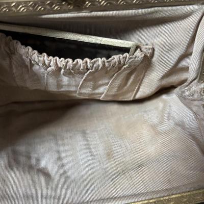 LOT 411: Vintage Ladies Purses: Draw String Beaded, Floral Petit Point Embroidery & Rhinestone/Sequence Evening