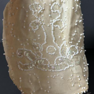 LOT 411: Vintage Ladies Purses: Draw String Beaded, Floral Petit Point Embroidery & Rhinestone/Sequence Evening