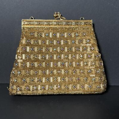 LOT 411: Vintage Ladies Purses: Draw String Beaded, Floral Petit Point Embroidery & Rhinestone/Sequence Evening