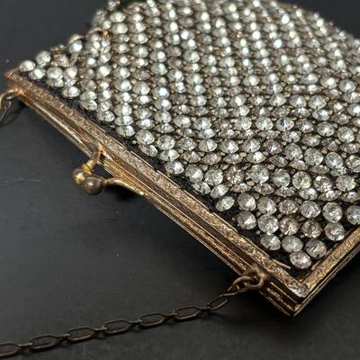 LOT 412: Vintage Evening Handbags
