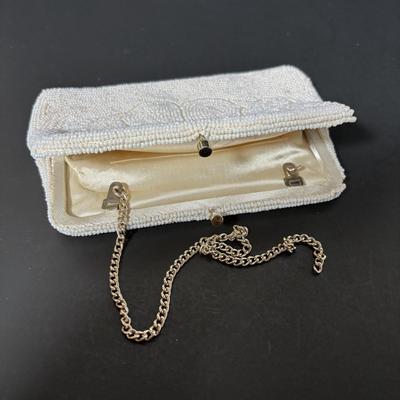 LOT 412: Vintage Evening Handbags