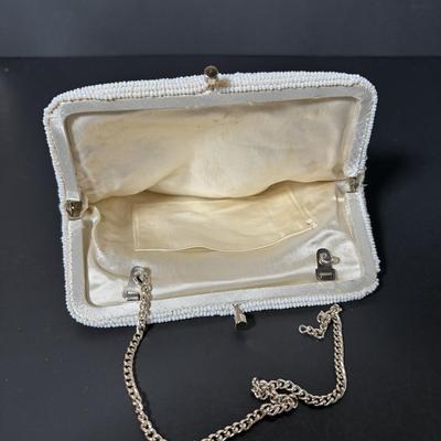 LOT 412: Vintage Evening Handbags