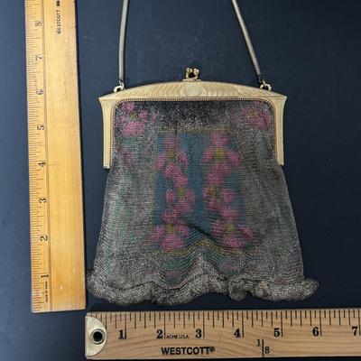 LOT 413: Art Deco Whiting & Davis Mesh Handbag & Beaded Handbag