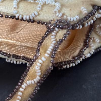 LOT 413: Art Deco Whiting & Davis Mesh Handbag & Beaded Handbag
