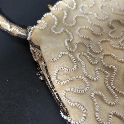 LOT 413: Art Deco Whiting & Davis Mesh Handbag & Beaded Handbag
