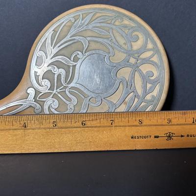 LOT 414: Vintage Art Nouveau Hand Mirror, Black Glass Atomizer w/Swans & Compact