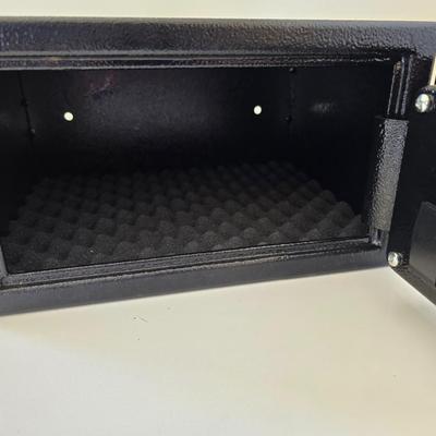 SentrySafe Digital Security Safe with Keypad & Key Backup