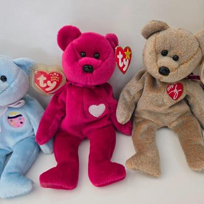 Lot of 7 Collectible Teddy Bears – TY Beanies