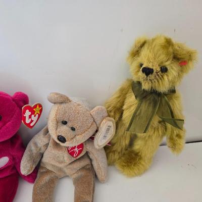 Lot of 7 Collectible Teddy Bears – TY Beanies