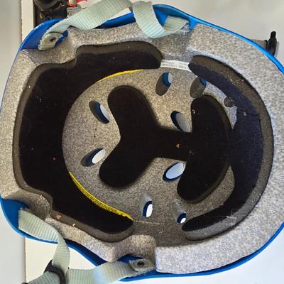 Bicycle Accessory Lot – Helmet, Lock, Pump, Lock & More