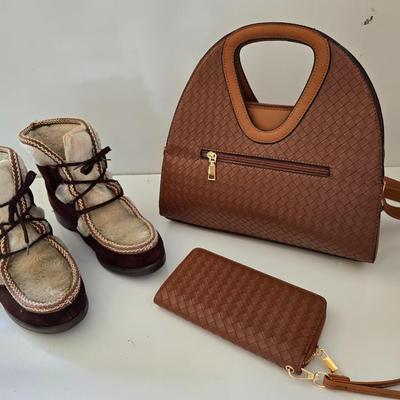 Women’s Fashion Bundle – Faux Woven Handbag with Matching Wallet and Vintage Yodelers Shearling Boots