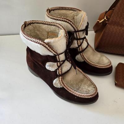 Women’s Fashion Bundle – Faux Woven Handbag with Matching Wallet and Vintage Yodelers Shearling Boots