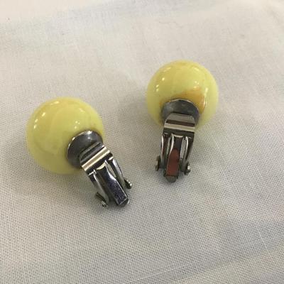 Chunky Vintage clip on Earrings