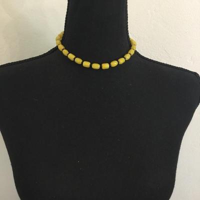 Cool yellow and black glass beaded choker, necklace, vintage