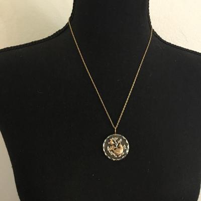 Beautiful vintage Little Gallery, by Hallmark necklace, 1979 vintage partridge in a pear tree crystal