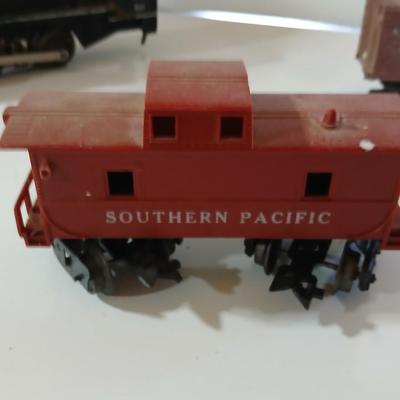 Vintage Allstate / Marx O-Gauge Train Set – Locomotive 666, Track, Transformer & Accessories