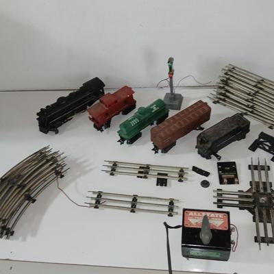 Vintage Allstate / Marx O-Gauge Train Set – Locomotive 666, Track, Transformer & Accessories