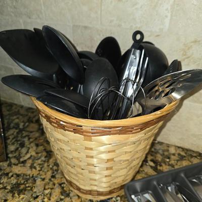 Kitchen utensils