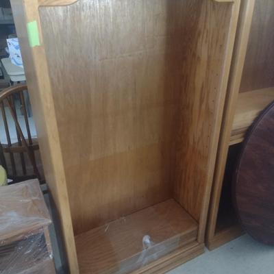 Oak Finish Bookcase with Shelves