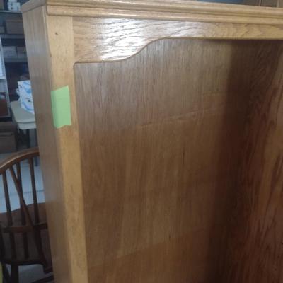 Oak Finish Bookcase with Shelves