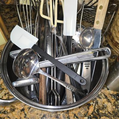 Kitchen utensils
