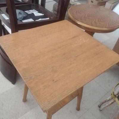 Vintage Oak Solid Wood Lamp Table