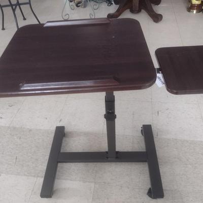 Adjustable Computer Worktable