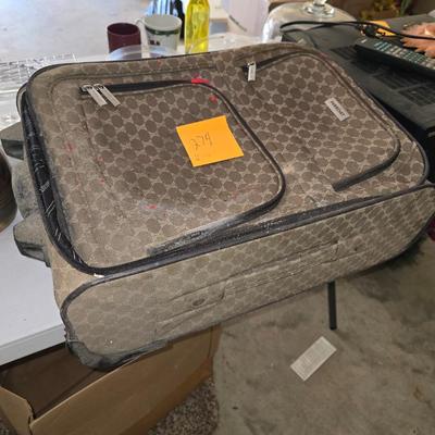 Suit case