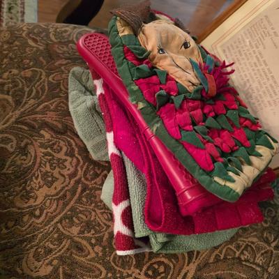 Christmas themed Kitchen towels