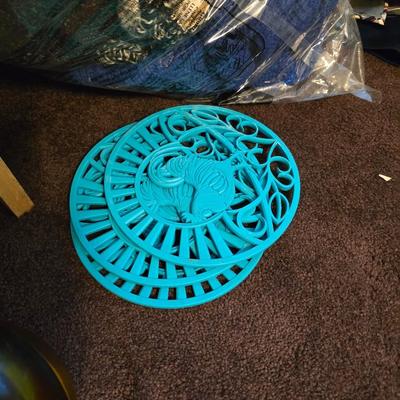 Trivets