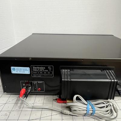 Technics SL-PD825 5 Disc CD Compact Disc Changer Player