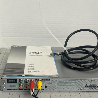 Sony Progressive Scan CD/DVD Player DVP-NS501P - W/Remote