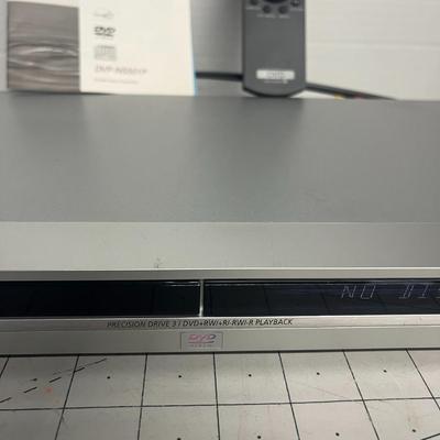 Sony Progressive Scan CD/DVD Player DVP-NS501P - W/Remote