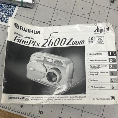 FUJIFILM 2600 2.0MP Digital Camera