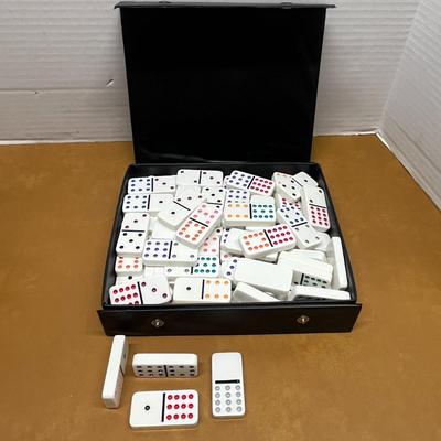 Pressman Double Twelve Jumbo Color Dot Dominoes