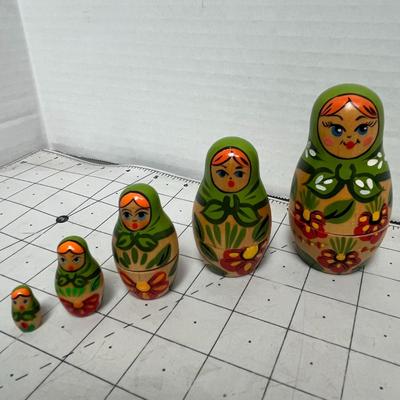 Hand-Painted Wooden Russian Nesting Dolls Set
