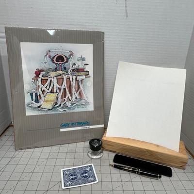 Gary Patterson Office Chaos Print, Nice Idaho State University Pen, Magnifying Glass & Paper Holder