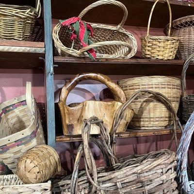 HUGE Baskets Lot