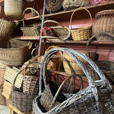 HUGE Baskets Lot
