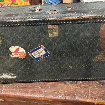 Vintage Steamer Trunk Suitcase