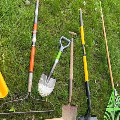 Garden Tools Lot