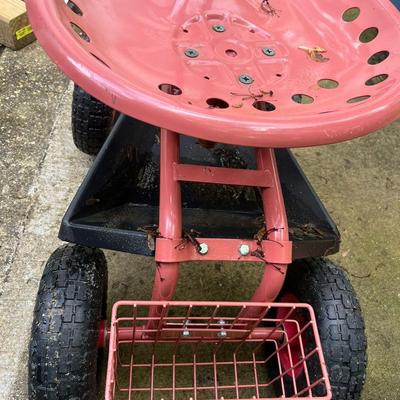 Garden Caddy w/ Pull Handle & Basket