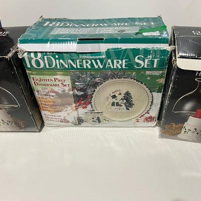 Christmas Dinnerware Stoneware Set + 2 Candle Lamps
