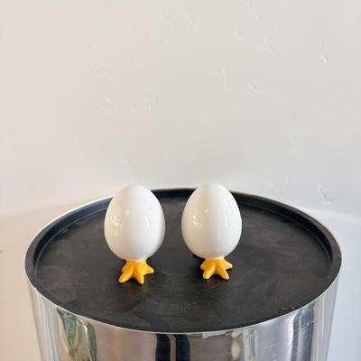 Pair of Ceramic Egg Sculptures w/Chicken Feet Kitsch Home Kitchen Decor