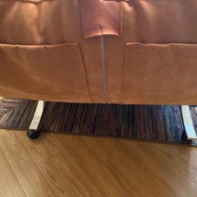 Jens Juul Eilersen Control Daybed in salmon pink
