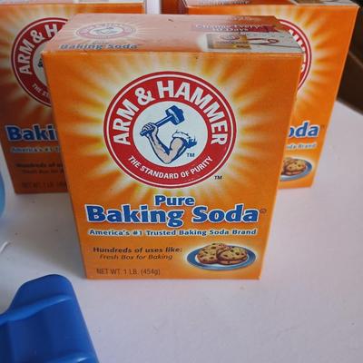 Household Utility Lot – Storage Bins, Freezer Packs, and Arm & Hammer Baking Soda
