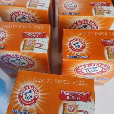 Household Utility Lot – Storage Bins, Freezer Packs, and Arm & Hammer Baking Soda